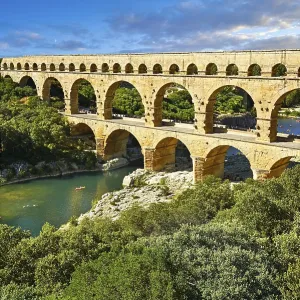 Pont du Gard Roman Aqueduct Print, UNESCO World Heritage Site Pont du Gard Roman Aqueduct Print, UNESCO World Heritage Site