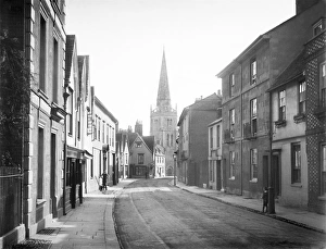 <b class=qtipBold><figcaption>Abingdon CC44_00040</figcaption></b><br>ABINGDON, Oxfordshire. A view along East St Helen Street towards St Helen's Church. Photographed in 1890 by Henry Taunt.<br><em>© Historic England</em> Abingdon CC44_00040