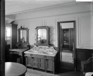 Cruise Ship Prints: Bedroom suite print, RMS Olympic, 1920-21