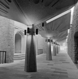 Guildhall Library Print, Aldermanbury Walkway