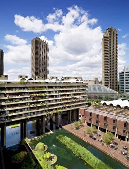 Images Dated 5th July 2010: Barbican Centre N100535