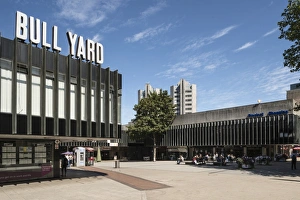 <b class=qtipBold><figcaption>Bull Yard DP164659</figcaption></b><br>Bull Yard, Coventry, West Midlands. General view from the south east.<br><em>© Historic England</em> Bull Yard DP164659