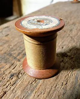 Images Dated 30th August 2005: Cotton Reel K011088
