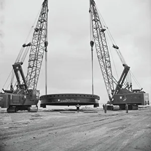 Cranes building cranes JLP01_08_093073 Cranes building cranes JLP01_08_093073