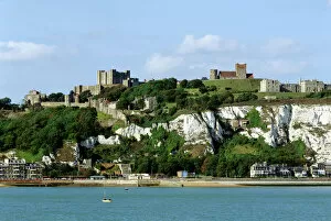 Images Dated 10th May 2007: Dover Castle K970010