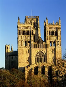 <b class=qtipBold><figcaption>Durham Cathedral K011467</figcaption></b><br>DURHAM CATHEDRAL, Durham. Built between 1093 & 1274. Norman structure.<br><em>© Historic England</em> Durham Cathedral K011467