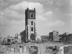The London Blitz Prints: St Giles Cripplegate Church Print, a south-east view