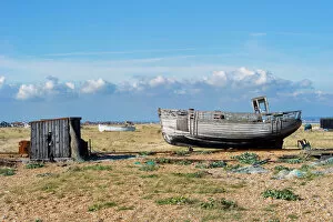 Images Dated 21st September 2010: Fishing boat, Dungeness Beach N100297
