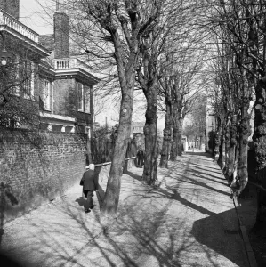 Hampstead Grove Print: Winter Scene with Fenton House