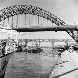 Bridges – River Crossings and Engineering Structures: Print of the Tyne Bridges, Newcastle upon Tyne