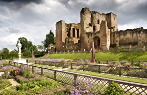 Kenilworth Castle Elizabethan Garden N090443 Kenilworth Castle Elizabethan Garden N090443