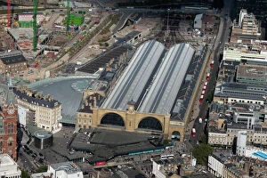Images Dated 29th September 2012: Kings Cross Station 27537_030