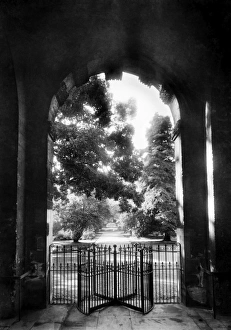 Main gate, Botanic Garden, Oxford CC50_00369 Main gate, Botanic Garden, Oxford CC50_00369