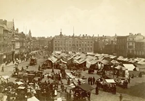 <b class=qtipBold><figcaption>Market Place, Nottingham OP06298</figcaption></b><br>A view of open and covered stalls in the Market Place taken from the west. City Of Nottingham, Nottinghamshire. c.1885.<br><em>© Historic England Archive</em> Market Place, Nottingham OP06298