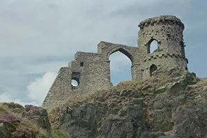 Castles Gallery: Mow Cop Castle