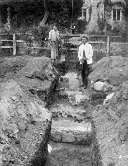<b class=qtipBold><figcaption>Netley Abbey excavations CC56_00907</figcaption></b><br>Netley Abbey, Netley, Hound, Hampshire. Excavations of the refectory in progress with excavators in trench. Probably 1922.<br><em>© Historic England Archive</em> Netley Abbey excavations CC56_00907
