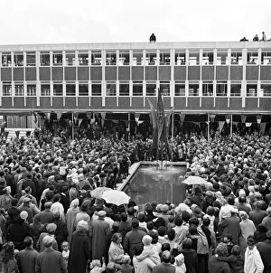 Opening Yate Shopping Centre JLP01_08_071866 Opening Yate Shopping Centre JLP01_08_071866