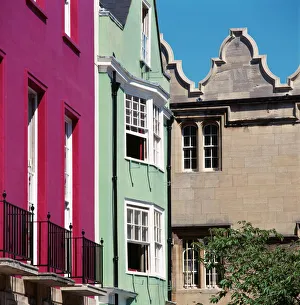 <b class=qtipBold><figcaption>Oriel Square, Oxford K991470</figcaption></b><br>ORIEL SQUARE, Oxford. View of buildings in the square showing different architectural styles.<br><em>© Jon Wyand</em> Oriel Square, Oxford K991470