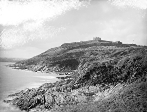 <b class=qtipBold><figcaption>Pendennis Castle CC56_00747</figcaption></b><br>PENDENNIS CASTLE, Falmouth, Cornwall. Exterior general view of the bay taken from the Naval Station, looking towards the castle on the cliff. Photographed by Henry Taunt between 1860 and 1922.<br><em>© Historic England</em> Pendennis Castle CC56_00747