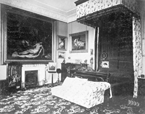 Queen Victorias bedroom at Osborne House c.1890 D880025 Queen Victorias bedroom at Osborne House c.1890 D880025