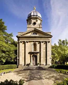 <b class=qtipBold><figcaption>Redland Chapel DP101563</figcaption></b><br>Redland Chapel , Redland, Bristol. General view of the front elevation of Redland Parish Church.<br><em>© Historic England Archive</em> Redland Chapel DP101563
