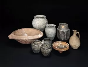 Roman objects and artefacts Gallery: Roman pottery J940078