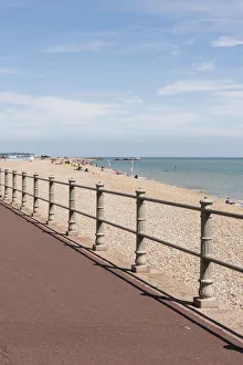 Hastings Gallery: Seafront railings DP217973