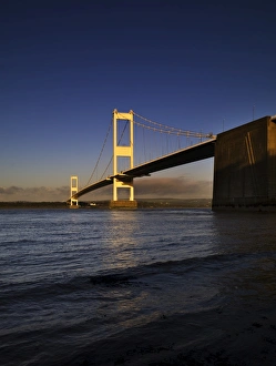 <b class=qtipBold><figcaption>Severn Bridge DP138394</figcaption></b><br>Severn Estuary. Severn Bridge and Wye Bridge, M48. General view of bridge.<br><em>© Historic England</em> Severn Bridge DP138394