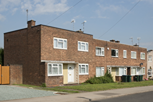 <b class=qtipBold><figcaption>Sheriff Avenue DP164778</figcaption></b><br>27 - 31 Sheriff Avenue, Coventry, West Midlands. General view from the south east.<br><em>© Historic England</em> Sheriff Avenue DP164778