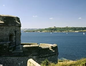 Images Dated 17th June 2004: St Mawes Castle J870443