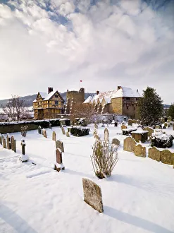 Heritage/castles midland castles stokesay castle/stokesay castle snow n080708 Heritage/castles midland castles stokesay castle/stokesay castle snow n080708