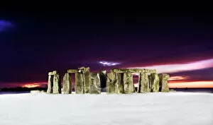 Dramatic Gallery: Stonehenge at twilight N090035