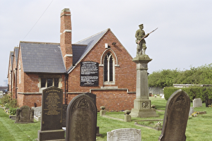 <b class=qtipBold><figcaption>War Memorial</figcaption></b><br>War memorial sited immediately East of Chapel at Stainforth Cemetery, c1920. Sculptors: Tyas and Guest of Swinton, near Rotherham. South Yorkshire. IoE 334649.<br><em>© Mr W. Robin Hodges Source: Images of England</em> War Memorial