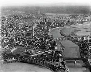 Bridge Gallery: Worcester in 1921 EPW005383