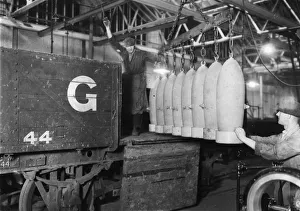 250lb Bombs at the Swindon Works, early 1940s 250lb Bombs at the Swindon Works, early 1940s