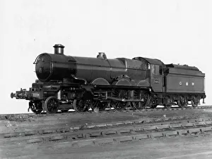 Castle Class Locomotive No. 5086, Bath Abbey Castle Class Locomotive No. 5086, Bath Abbey
