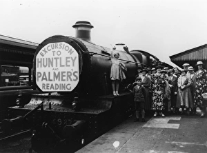 Excursion train to Huntley and Palmers in Reading, August 1934 Excursion train to Huntley and Palmers in Reading, August 1934