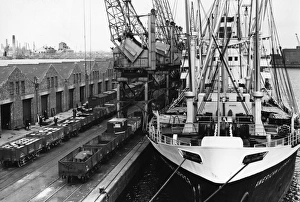 GWR Docks Cardiff - Queen Alexandra Dock, 1960 GWR Docks Cardiff - Queen Alexandra Dock, 1960