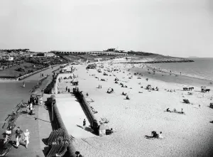 Place Prints: Print of Barry Island Beach, Wales in Summer 1920s