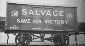 Images Dated 6th February 2014: Iron Mink Wagon converted into a salvage van, c.1940