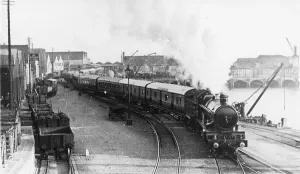 Castle Class Locomotive Prints: Abbotsbury Castle Print, 1926 Locomotive Image