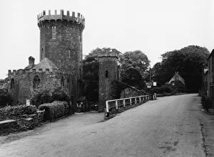 Radway Tower, near Edgehill, June 1930 Radway Tower, near Edgehill, June 1930