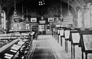 <b class=qtipBold><figcaption>Reading Room pre 1900</figcaption></b><br>The Reading Room at Swindon's Mechanics Institute, pre 1900 Reading Room pre 1900