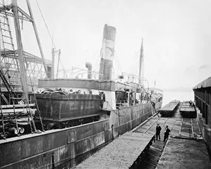 Images Dated 22nd November 2007: Unloading the tender of King George V from the ship at Baltimore, 1927