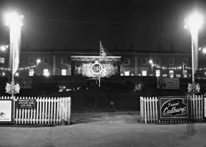Prince Philip Gallery: Worcester Shrub Hill Station Decorations, 1957