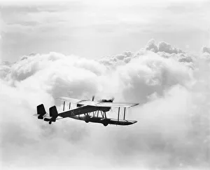 Royal Air Force Gallery: Handley Page Heyford II of 7 Sqn RAF
