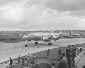 <b class=qtipBold><figcaption>Lockheed Constellation</figcaption></b><br>Lockheed L-749 Constellation (EI-ADA) of Aerlinte Eireann taxiing after delivery across the Atlantic Ocean to Shannon Airport, Eire, 20 September 1947<br><em>© RAF Museum 2008 - All Rights Reserved</em> Lockheed Constellation