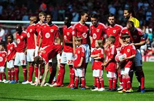 Images Dated 25th April 2011: 2010-11 Football Showdown: A Season to Remember - Bristol City vs. Nottingham Forest