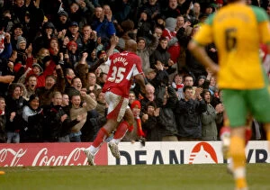 Images Dated 29th March 2008: Dele Adebola Celebration