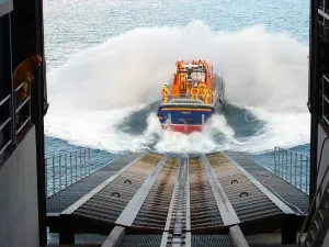 RNLI Prints: Tamar Class Lifeboat Print: Peter and Lesley-Jane Nicholson 16-01 Launch